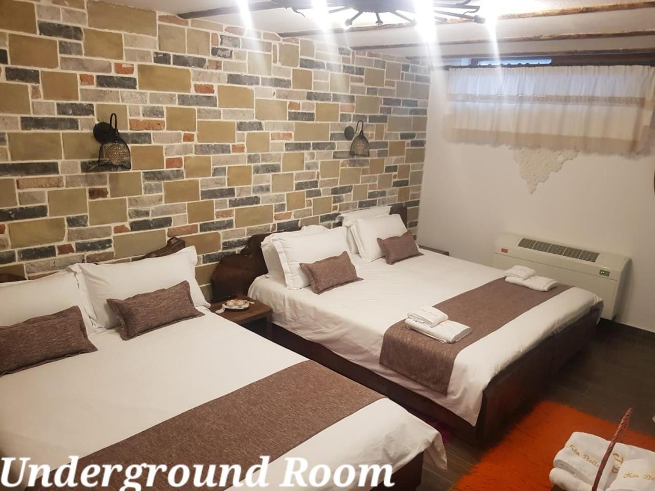 Tres Belle Hotel Korce Buitenkant foto